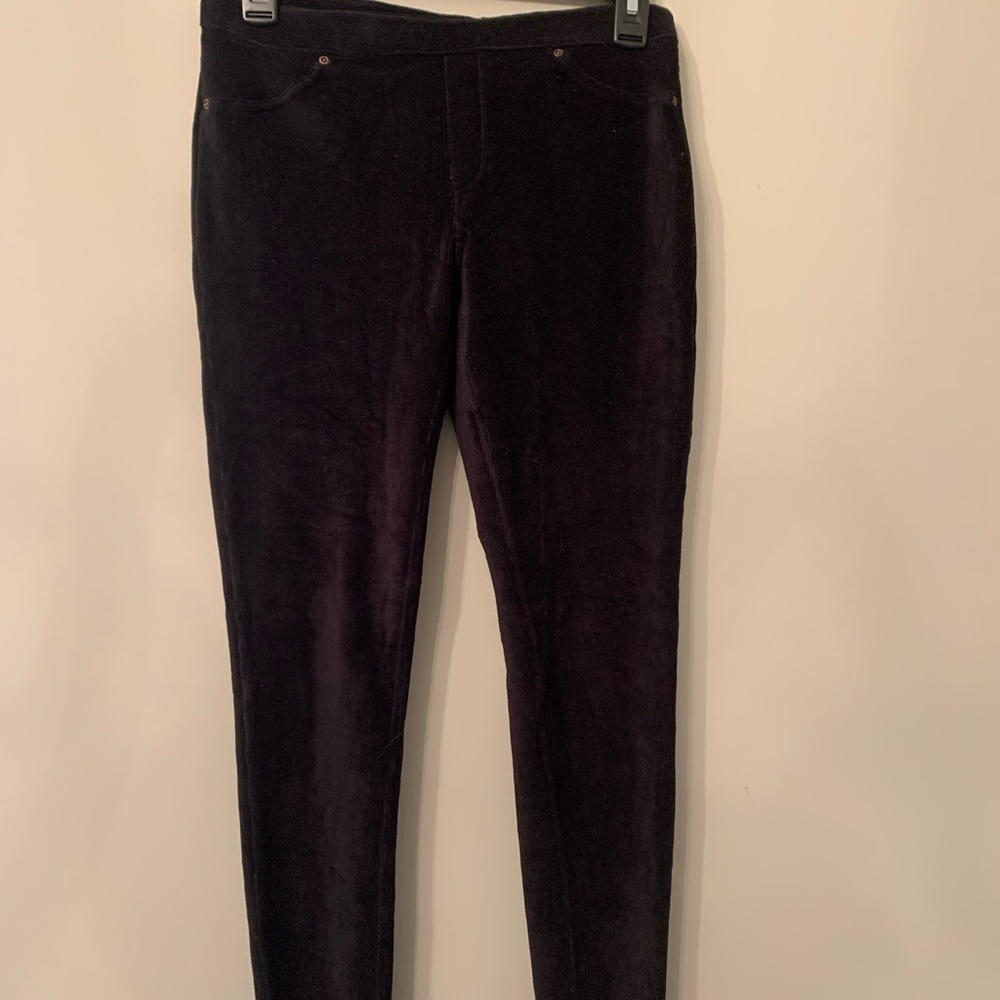 NWT Hue corduroy black leggings